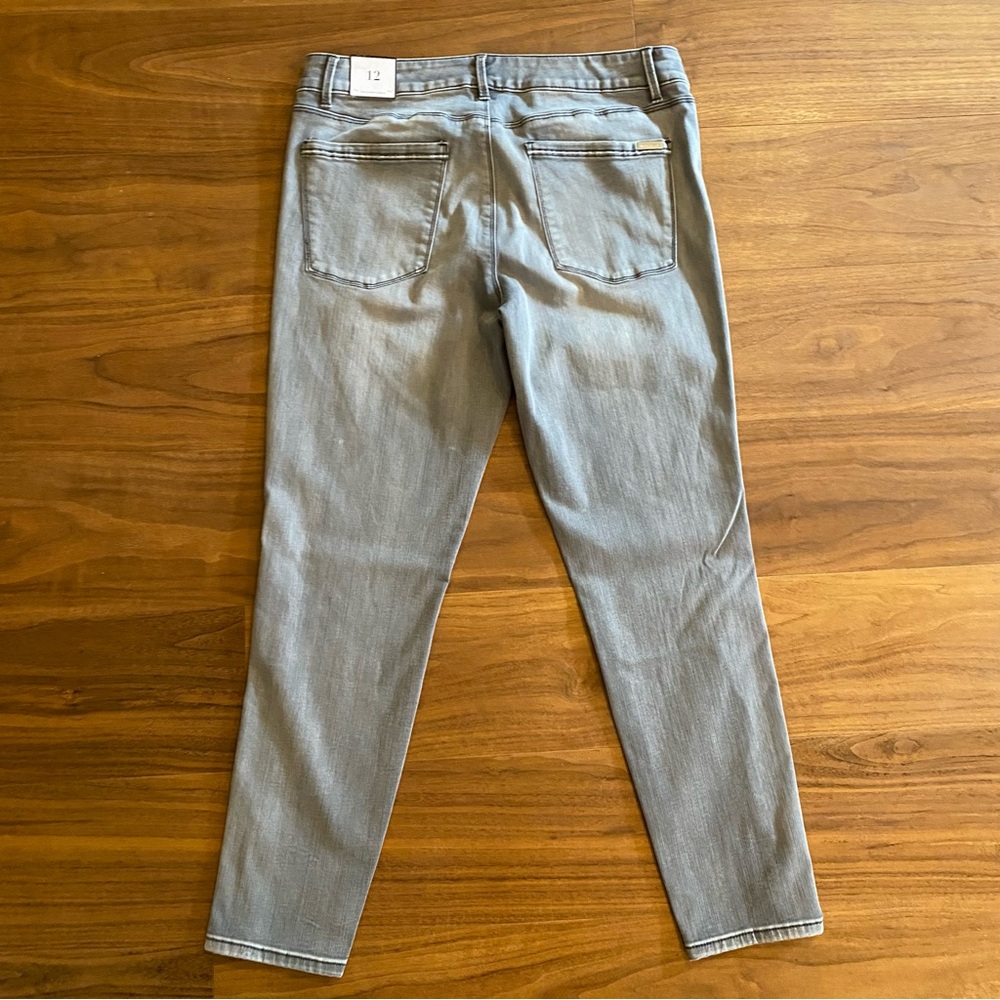 WHBM Gray Skinny Ankle Jeans Size 12 NWT - Picture 2 of 8
